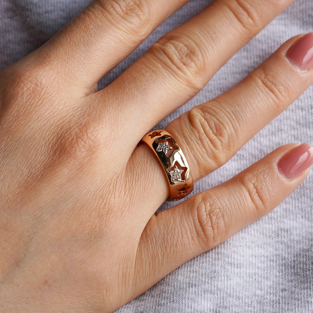 CC01194 Кольцо из 18K позолоченной меди с кубическим цирконием