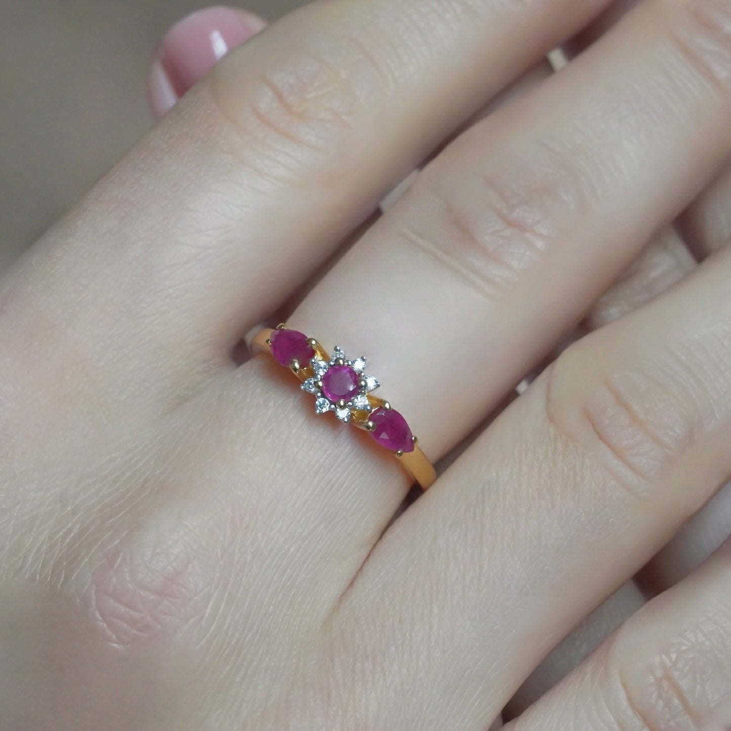 SZ16528 Ring Silver 925 Thai Ruby Fianite (Gold Plated)