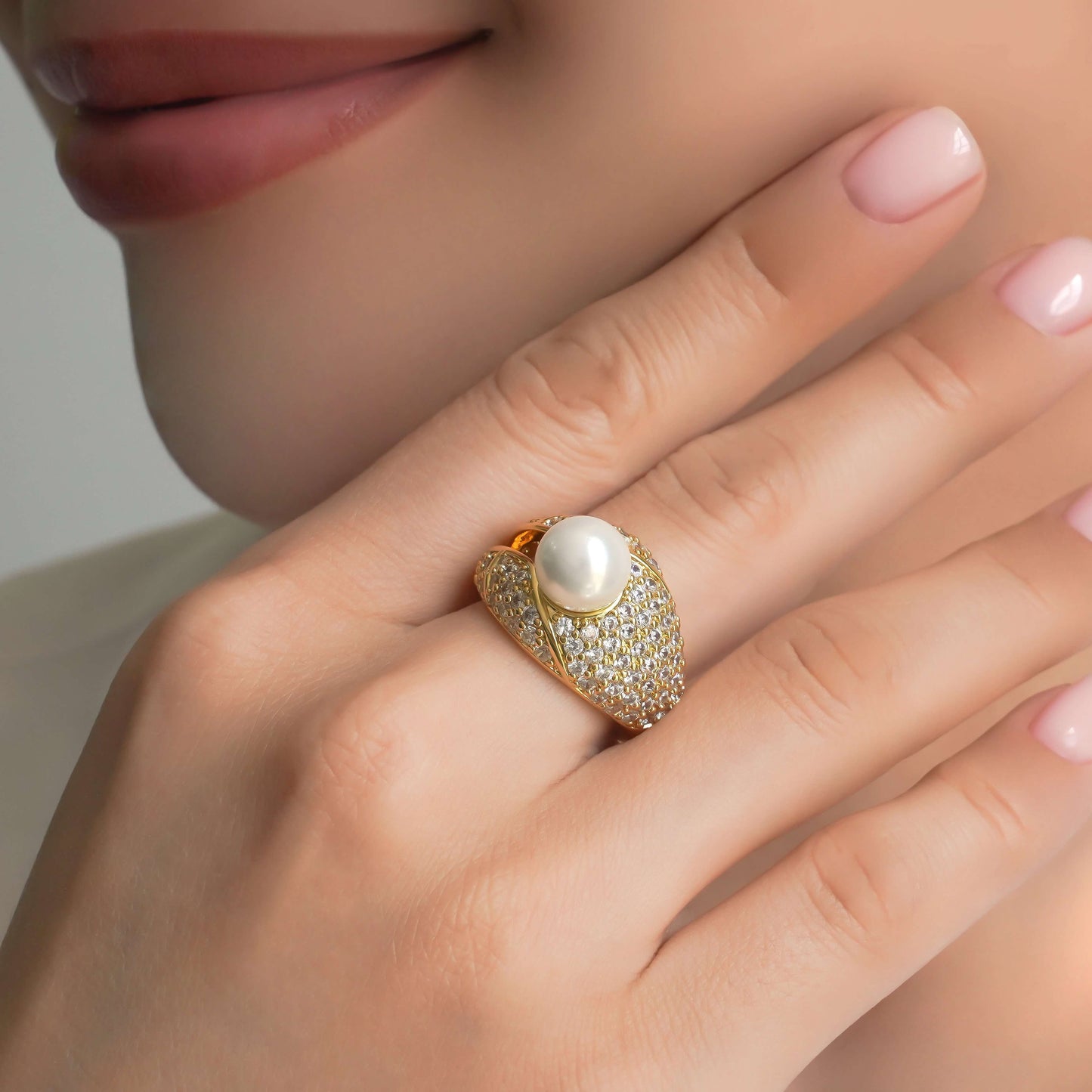 CC01073 Ring 18K Yellow Gold Plated Copper Cubic Zirconia and Simulated Pearl