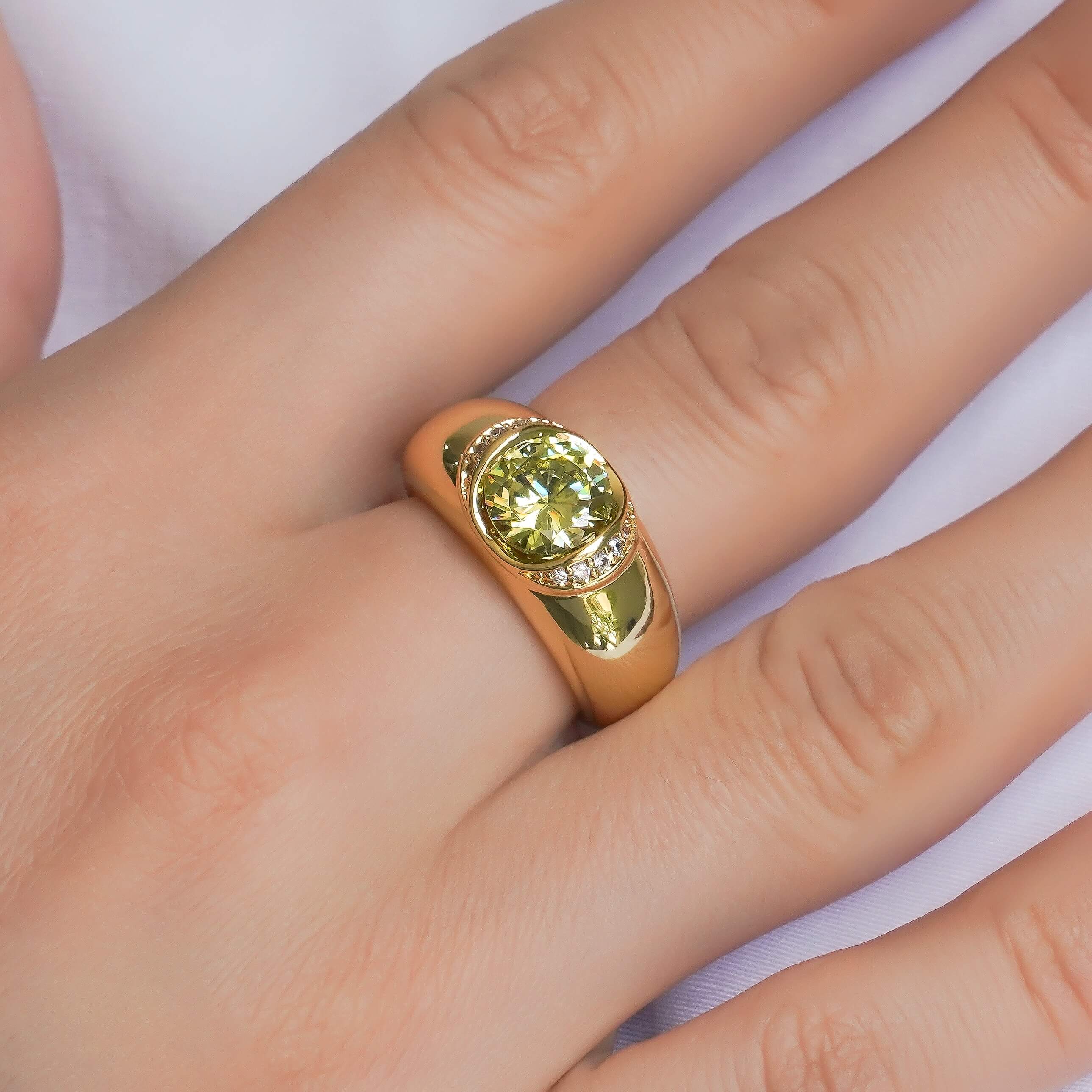 CC01077 Ring 18K Yellow Gold Plated Copper Cubic Zirconia