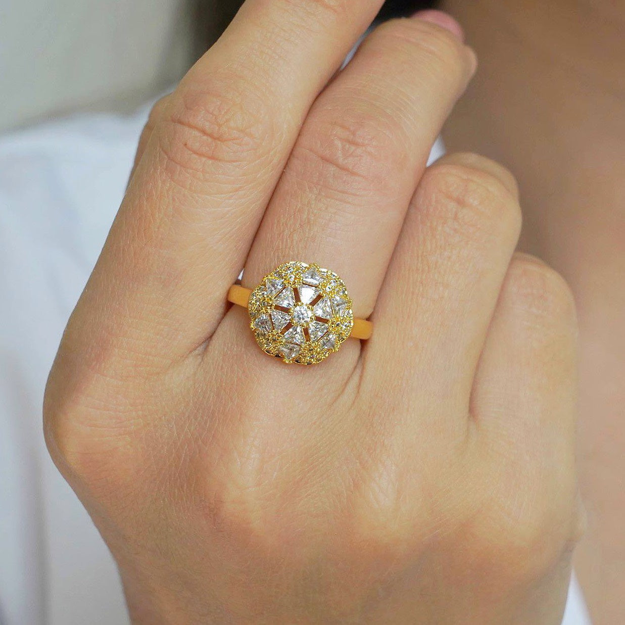 CC01492 Ring 18K oltin qoplamali mis kubik tsirkon