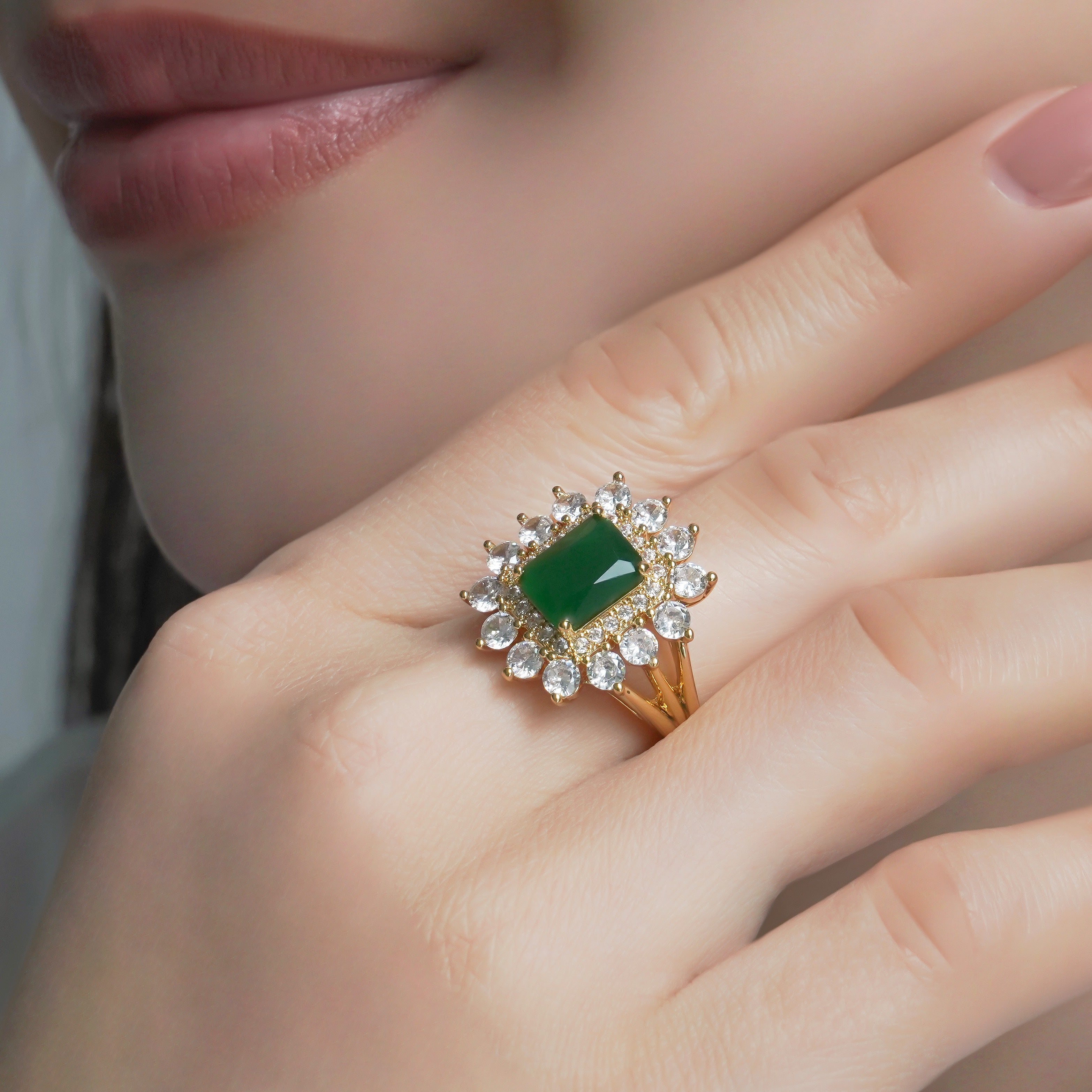 CC02383 Кольцо из меди с покрытием 18K желтым золотом и кубическим цирконием