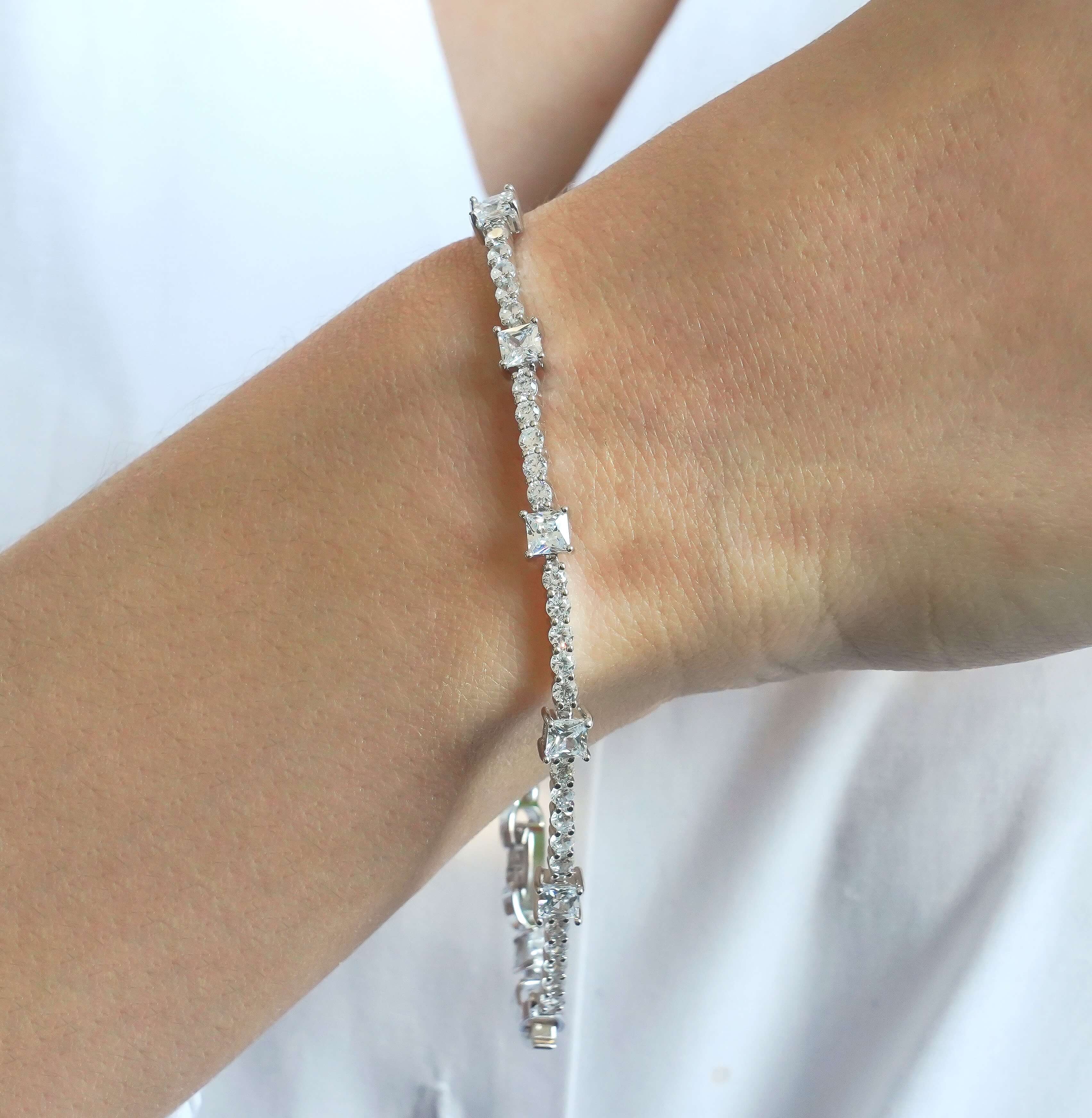 CC00164 Brass Cubic Zirconia Bracelet 18k white gold plated