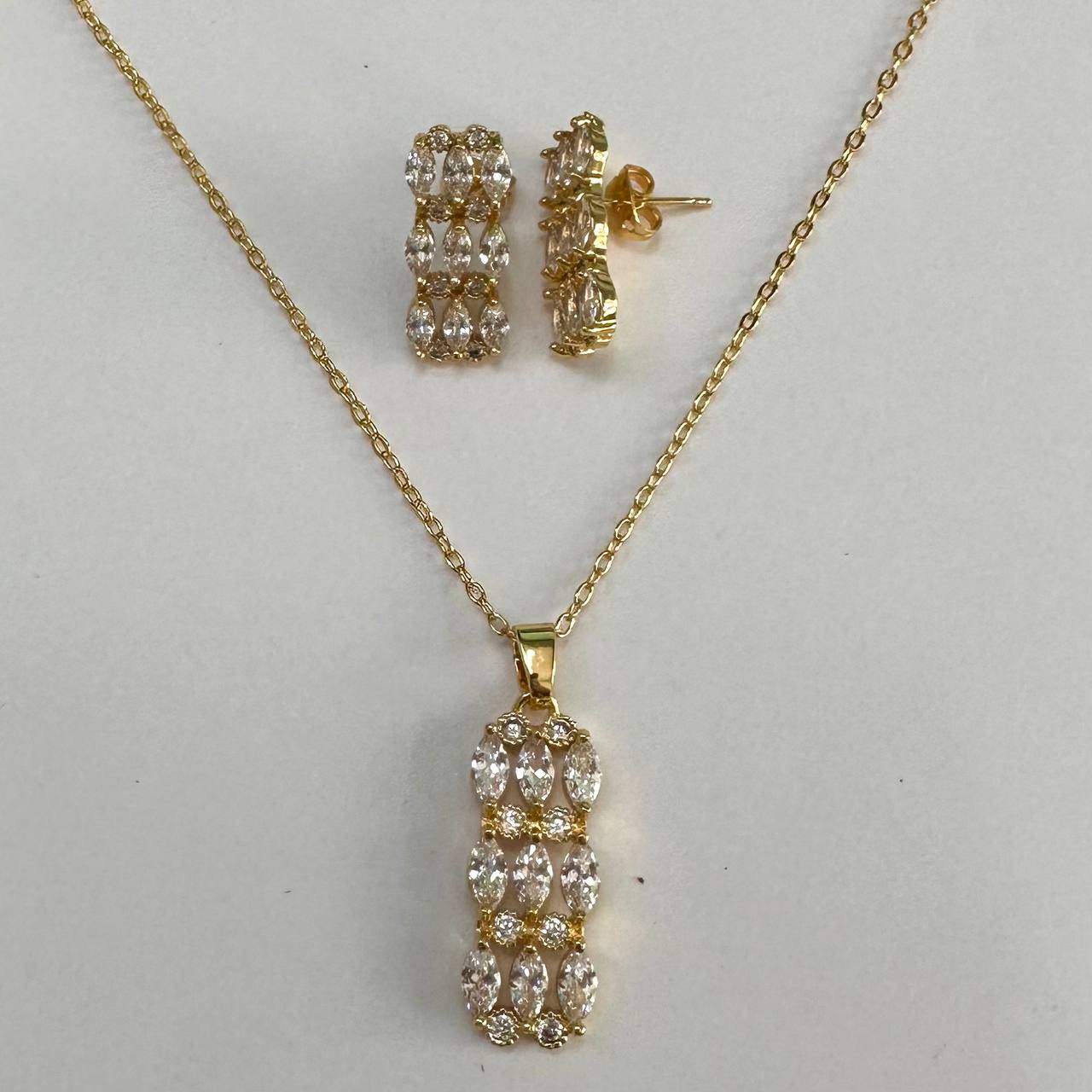 CC01552 Set 18K Yellow Gold Plated Brass Cubic Zirconia