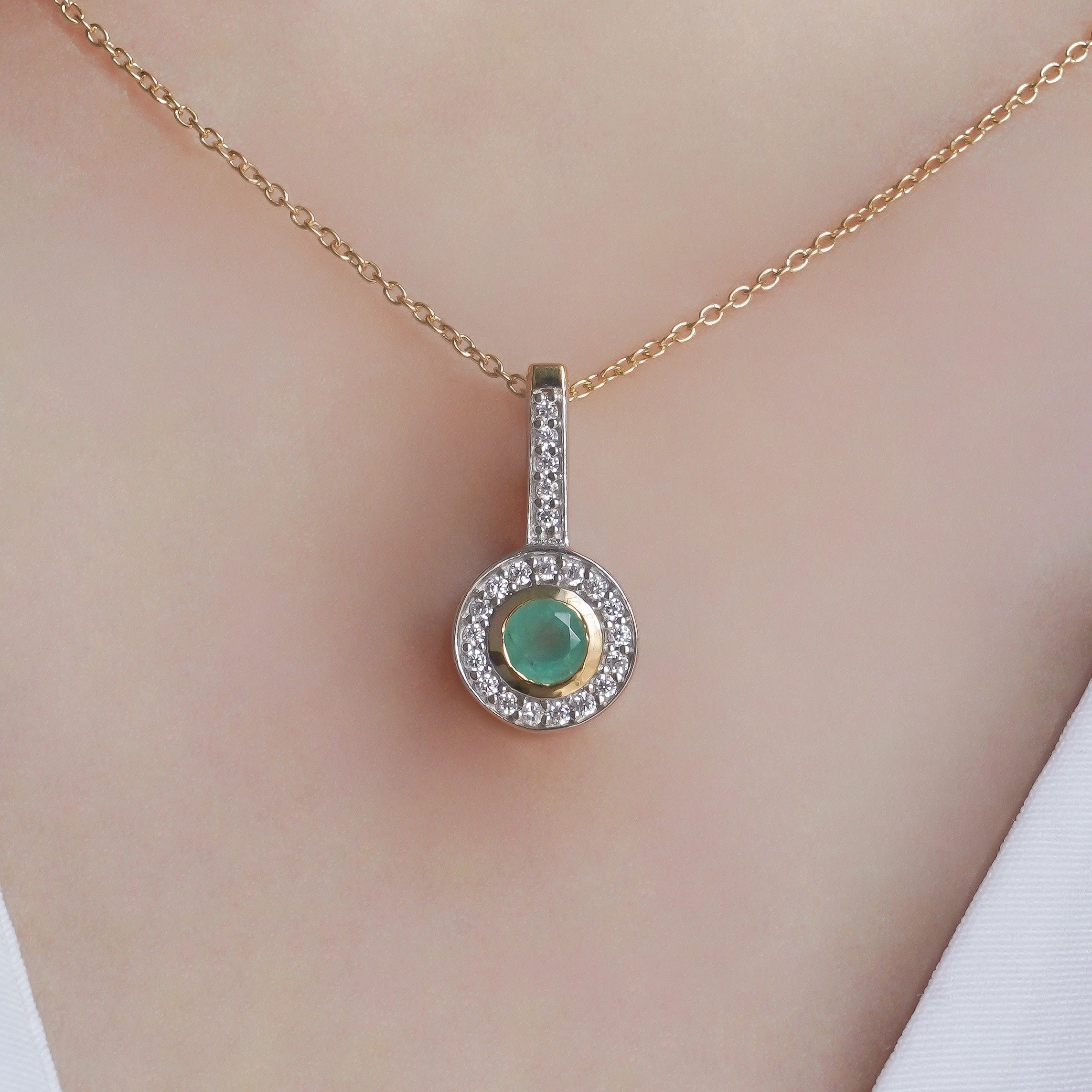 SZ16754 Necklace Silver 925 Brazilian Emerald Fianite (Gold Plated)