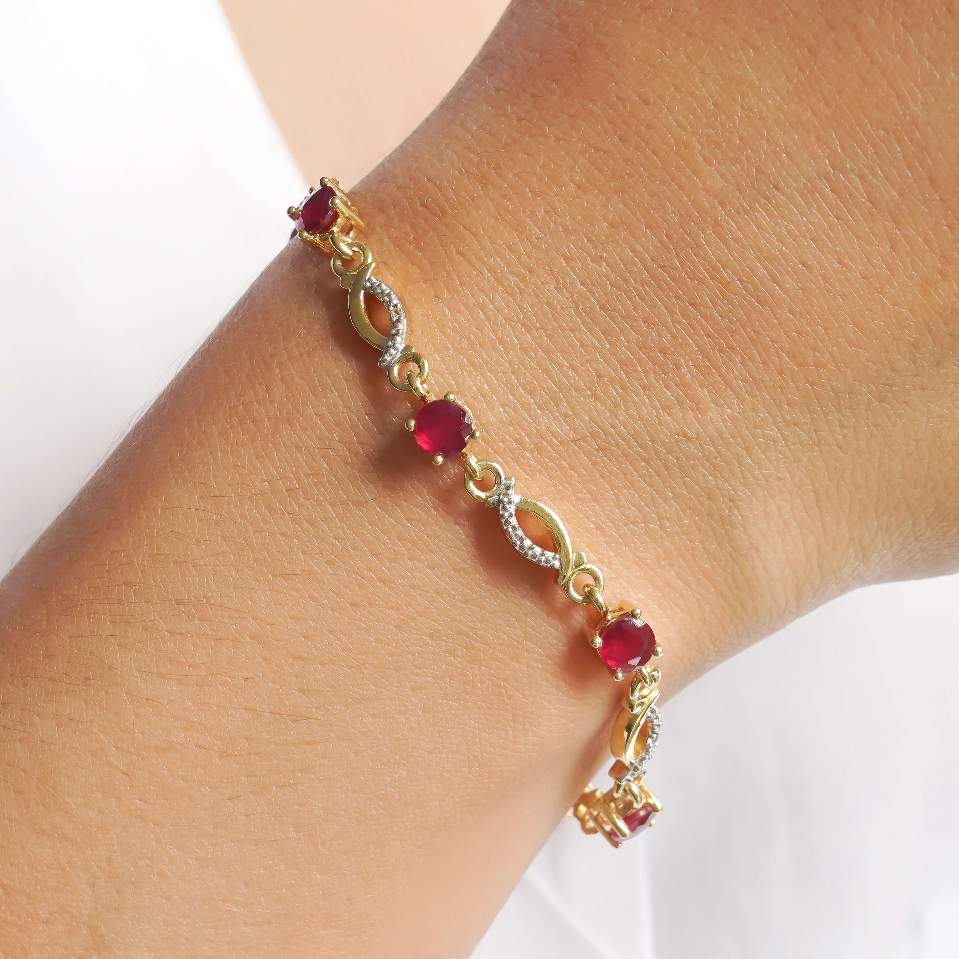 SZ14469 Bracelet Silver 925 Ruby Longido Topaz White (Gold Plated)