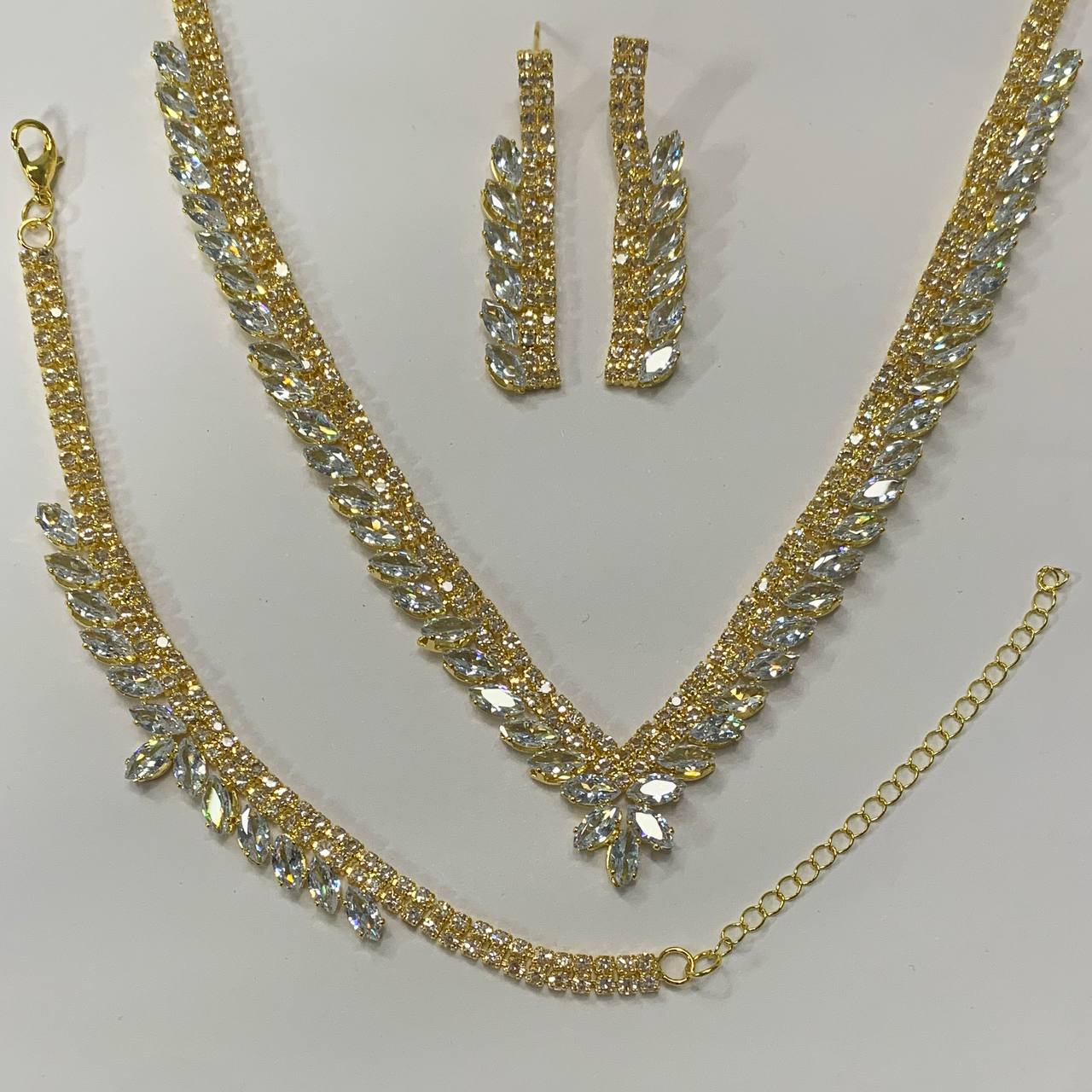 CC01733 Set 18K Yellow Gold Plated Copper Crystal