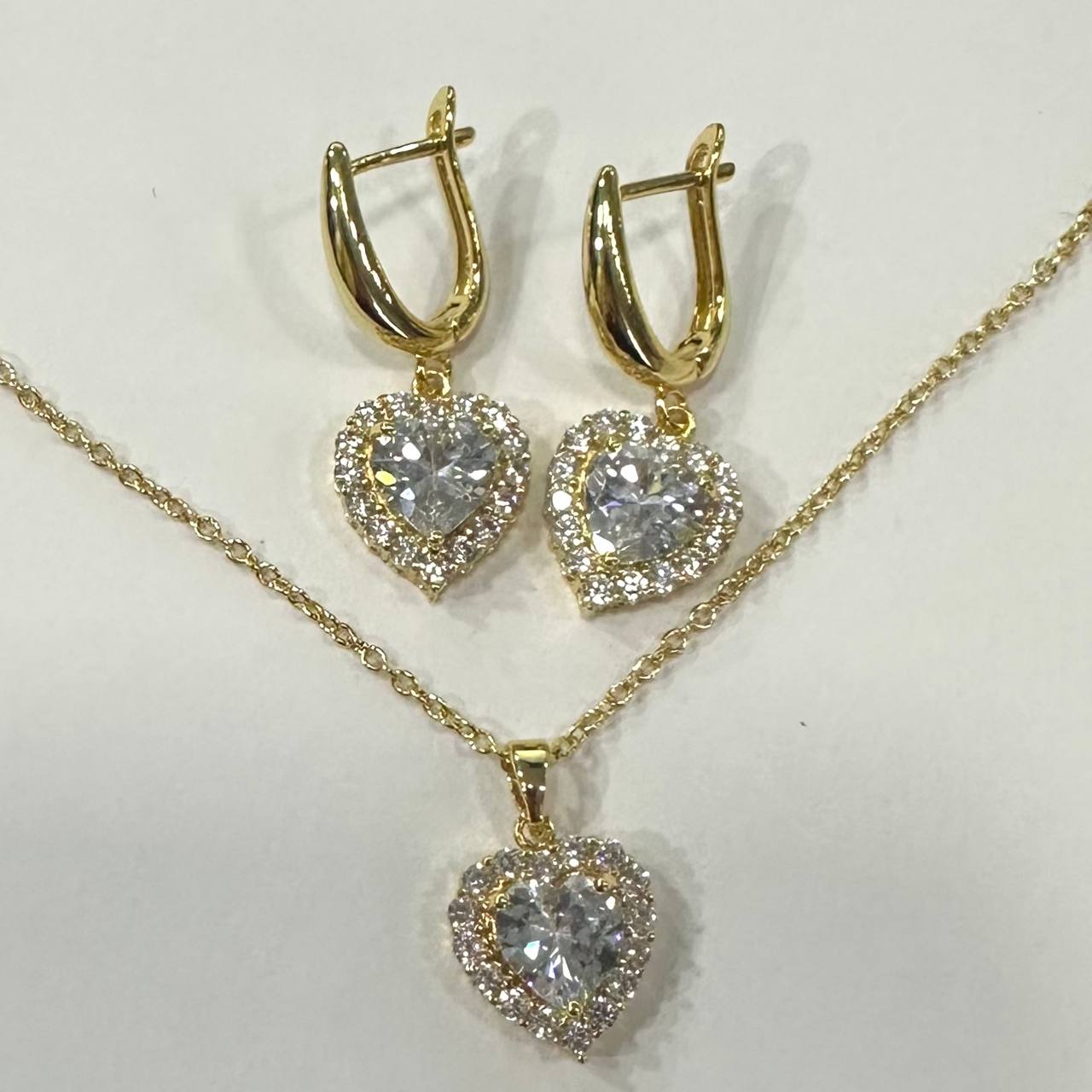 CC02242 Set 18K Yellow Gold Plated Copper Crystal