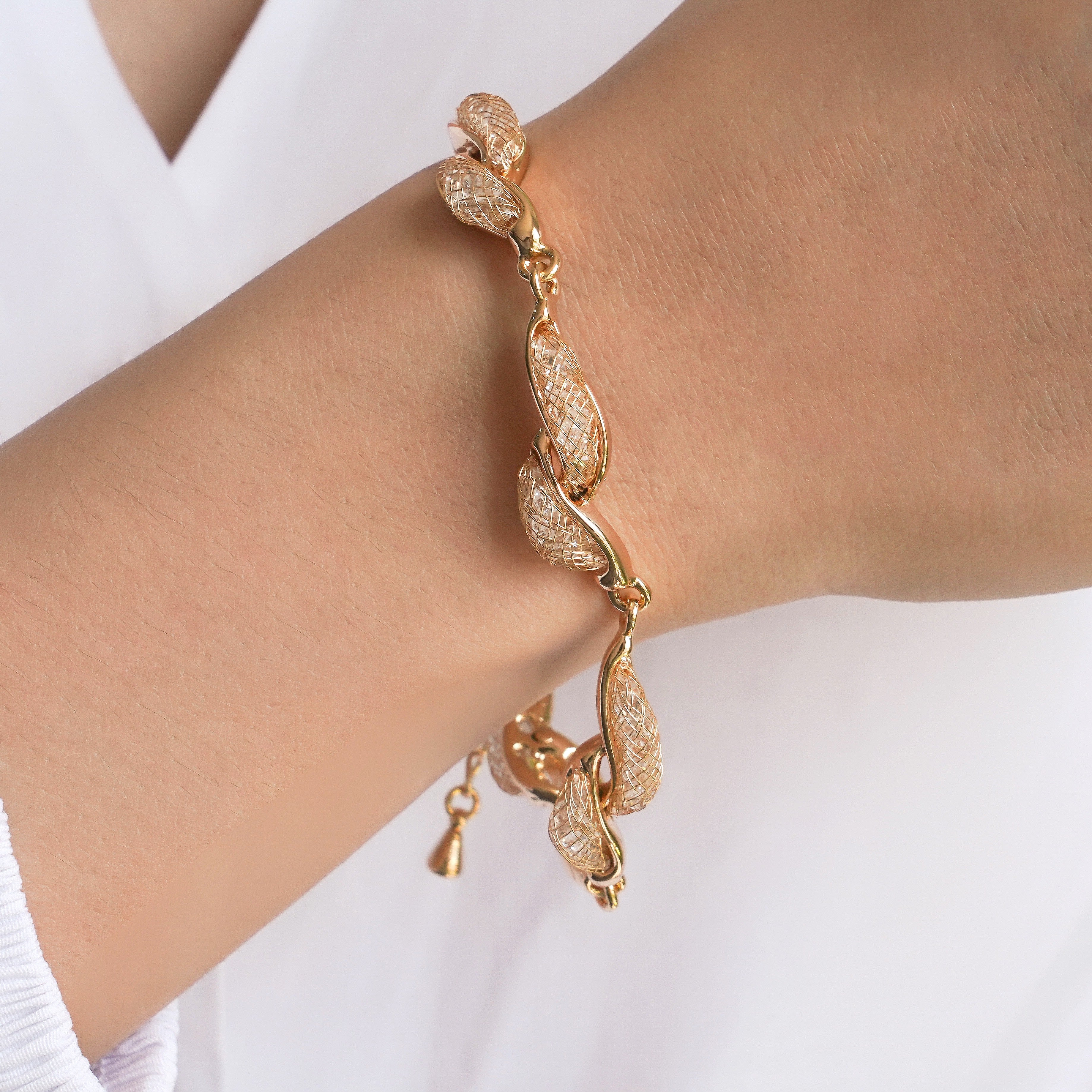 CC00914 Bracelet 18K Gold Plated Copper Crystal